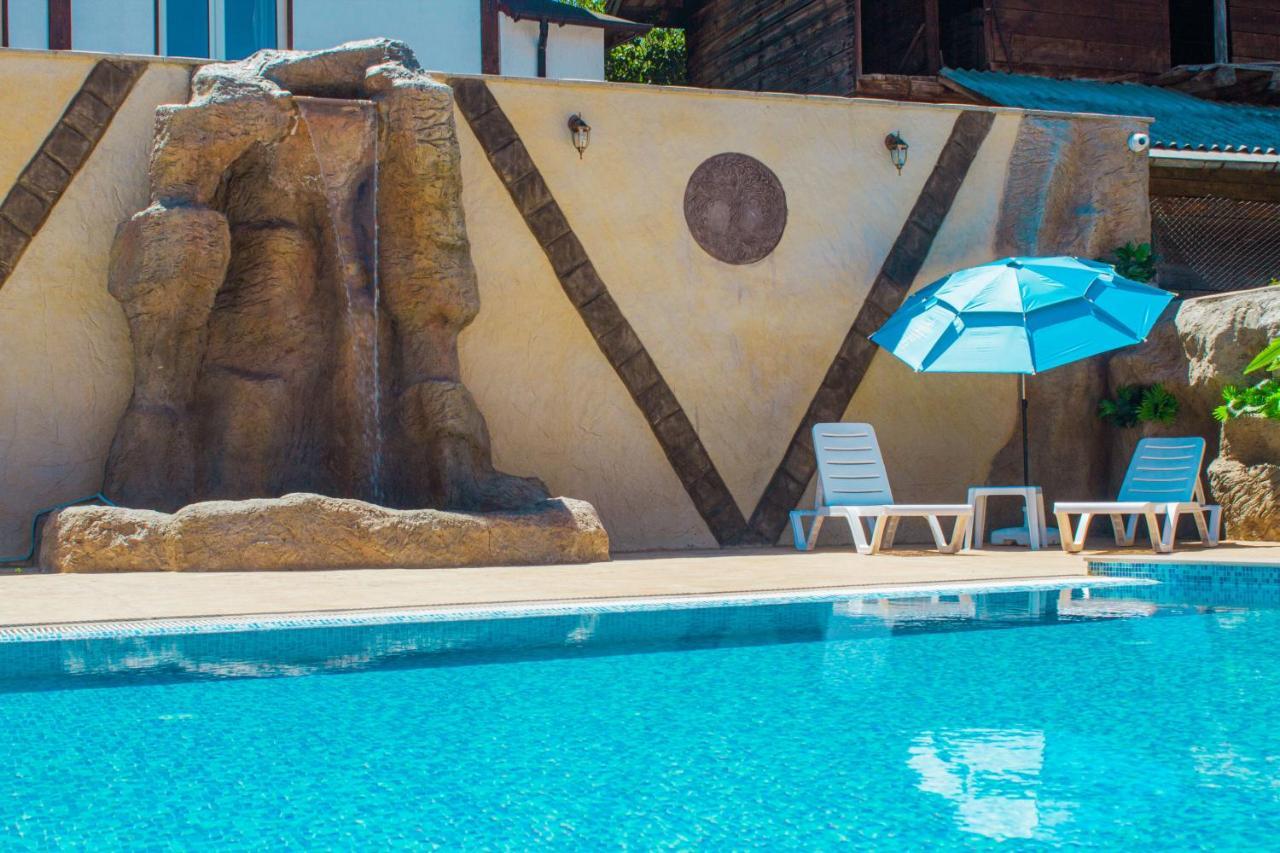 Guesthouse The Rock Saparewa Banja Zewnętrze zdjęcie