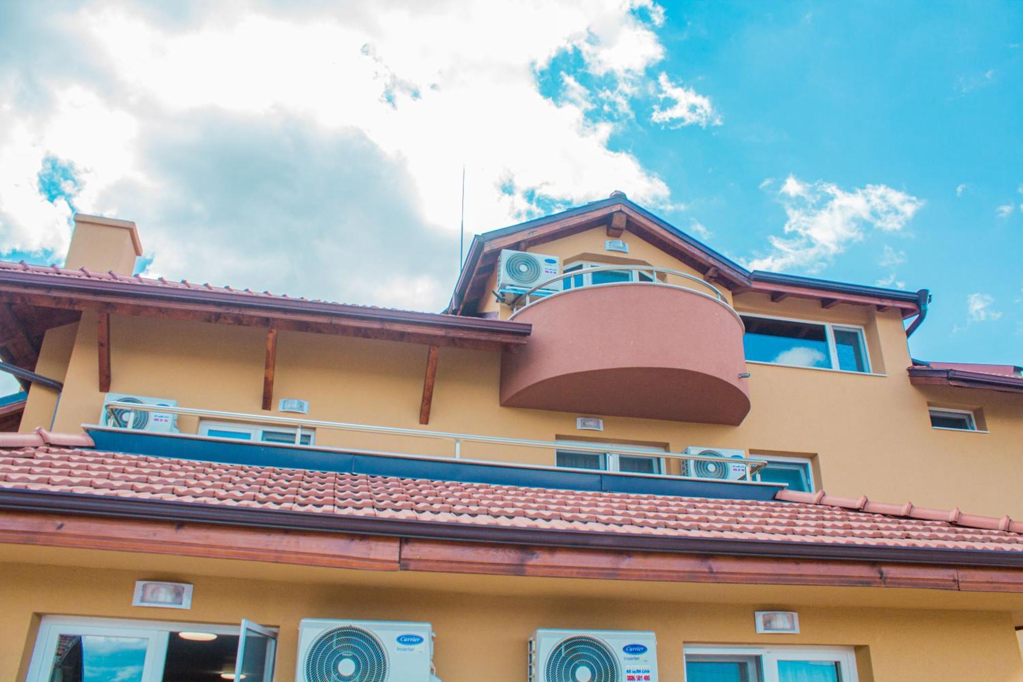 Guesthouse The Rock Saparewa Banja Zewnętrze zdjęcie